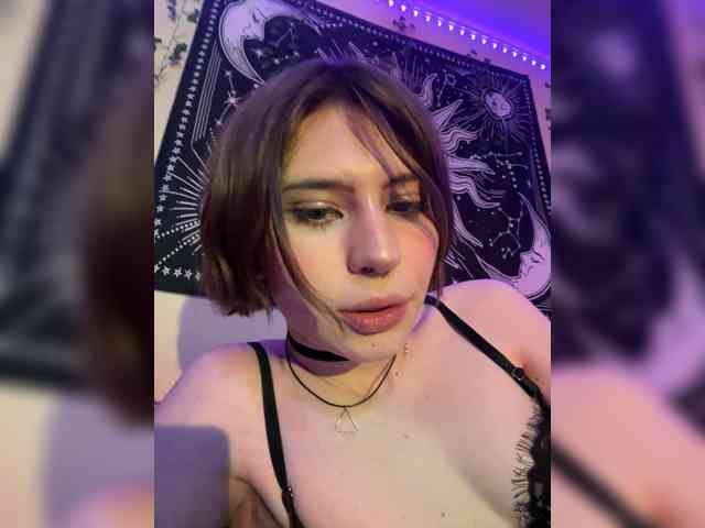FoxyboyMiracle Live Webcam on BongaCams