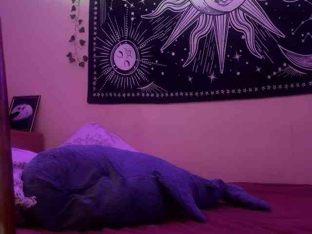 FoxyboyMiracle Live Webcam on BongaCams