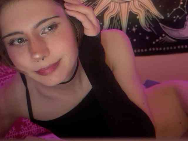 FoxyboyMiracle Live Webcam on BongaCams