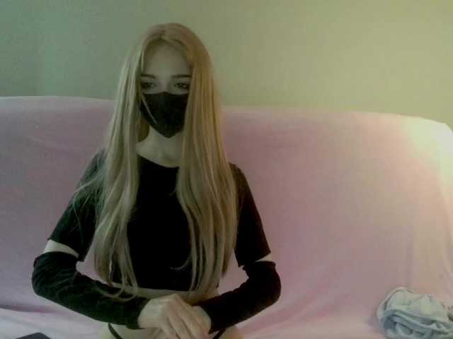 Niiikka live cam on BongaCams