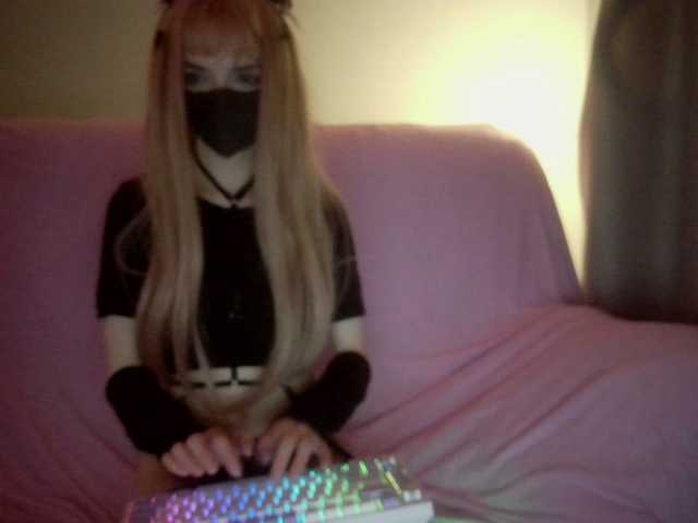 Niiikka live cam on BongaCams