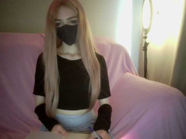 Niiikka live cam on BongaCams