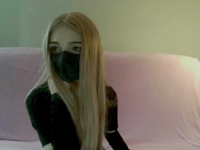 Niiikka live cam on BongaCams