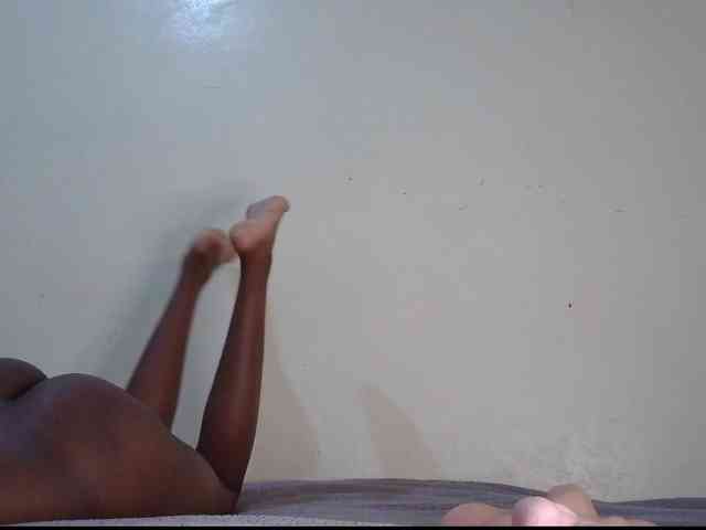 HudaMarie webcam