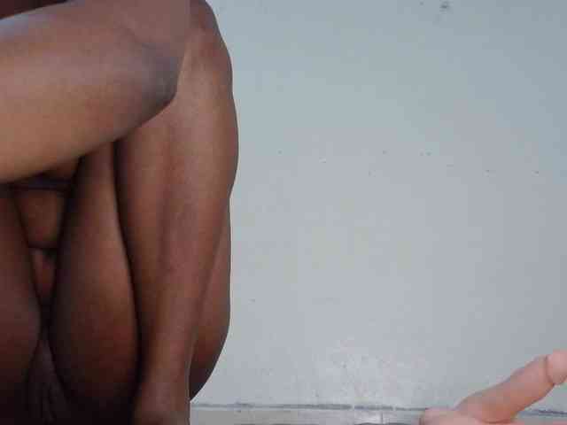 HudaMarie webcam