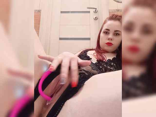 VrEmEnnAyAa Sex Cam Show