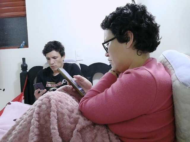 washintonredskins's BongaCams show and profile