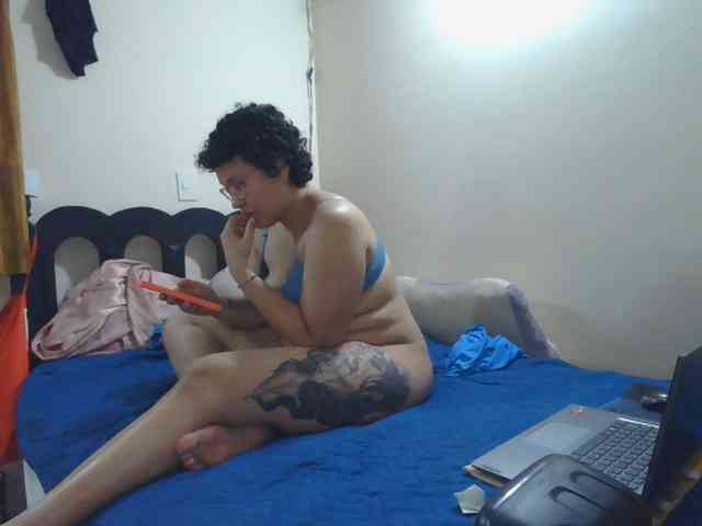 Modelo: washintonredskins