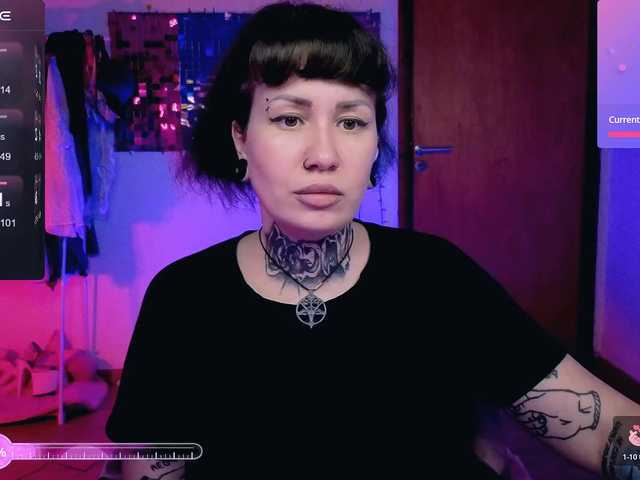 SenoritaDakota's BongaCams show and profile