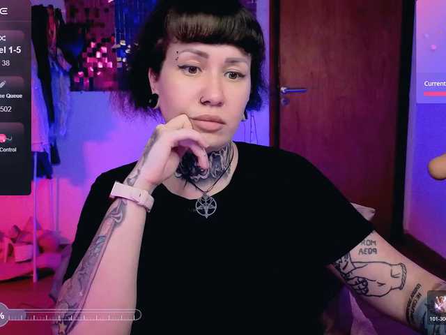 SenoritaDakota's BongaCams show and profile