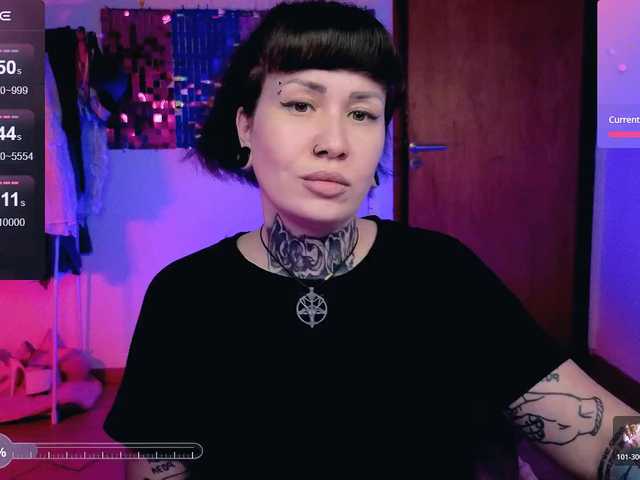 SenoritaDakota's BongaCams show and profile