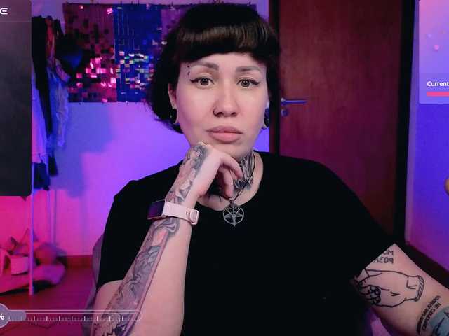 SenoritaDakota's BongaCams show and profile