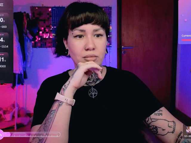 SenoritaDakota's BongaCams show and profile