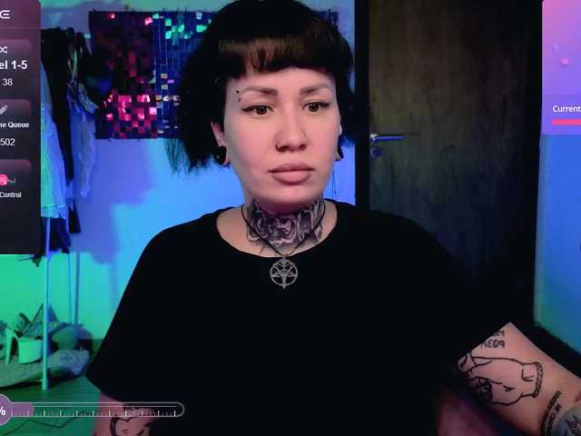 SenoritaDakota's BongaCams show and profile