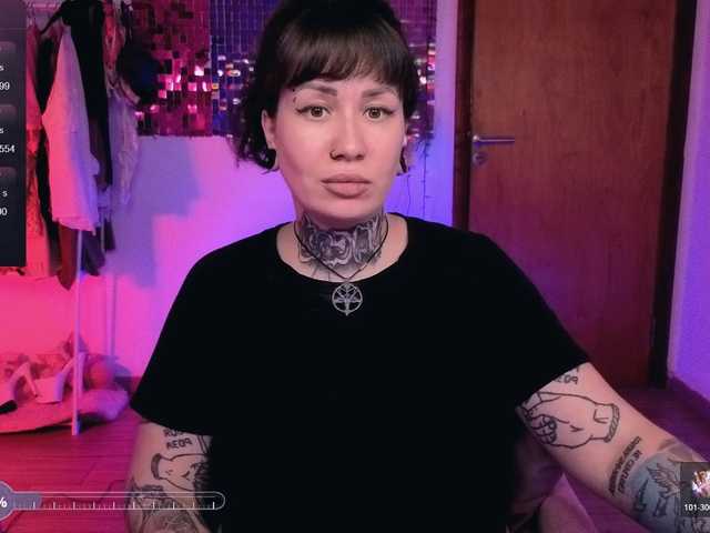 SenoritaDakota's BongaCams show and profile