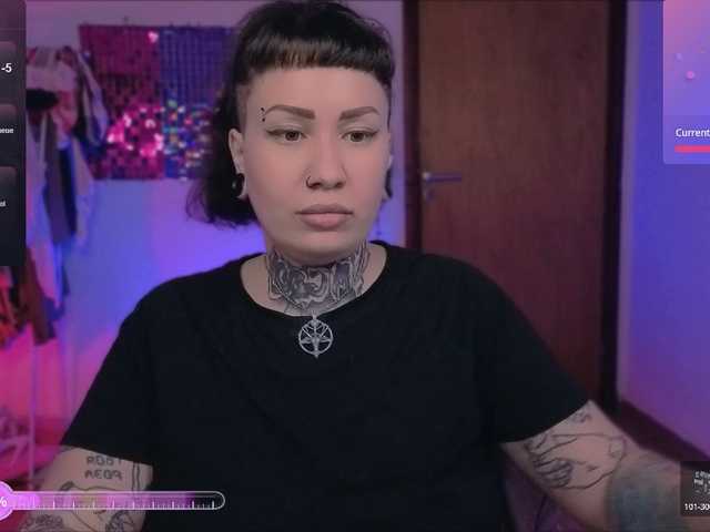 SenoritaDakota Cam en directo en BongaCams