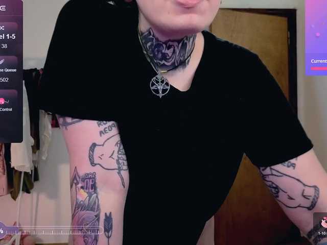 SenoritaDakota's BongaCams show and profile