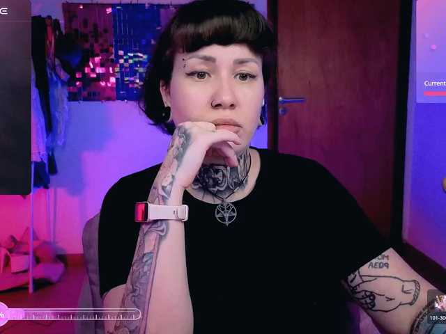 SenoritaDakota's BongaCams show and profile