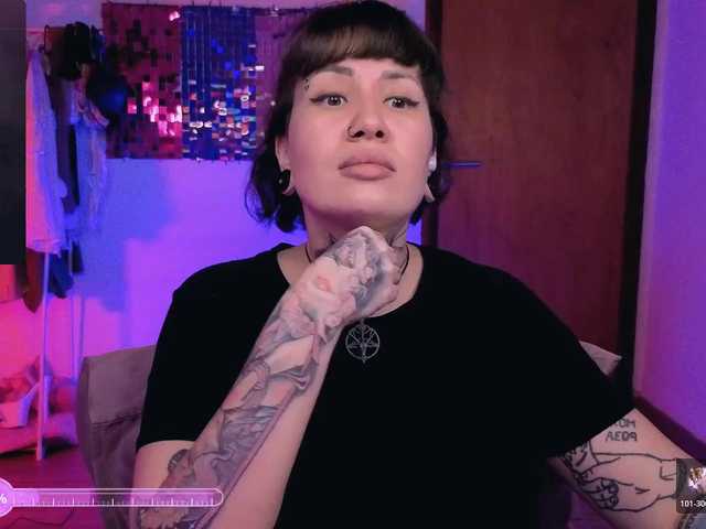 SenoritaDakota's BongaCams show and profile