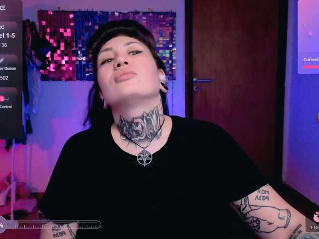 SenoritaDakota's BongaCams show and profile