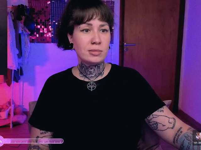 SenoritaDakota's BongaCams show and profile