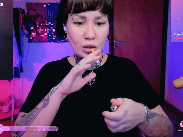 SenoritaDakota's BongaCams show and profile