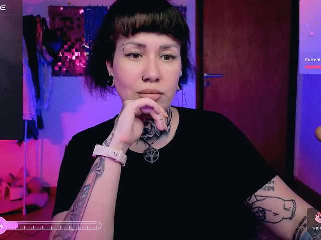 SenoritaDakota's BongaCams show and profile