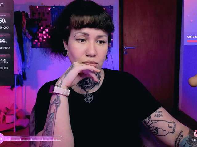 SenoritaDakota's BongaCams show and profile