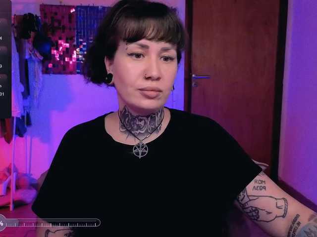 SenoritaDakota's BongaCams show and profile