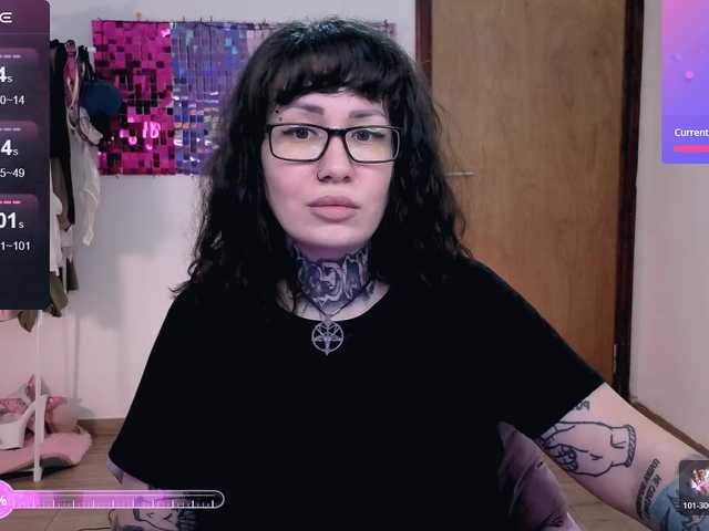 SenoritaDakota's BongaCams show and profile