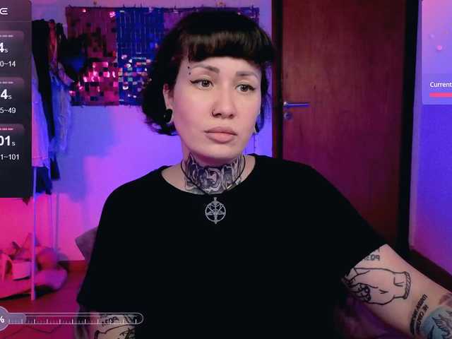 SenoritaDakota's BongaCams show and profile