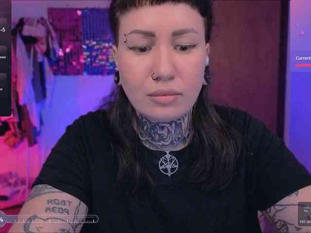 DakotaCandy webcam