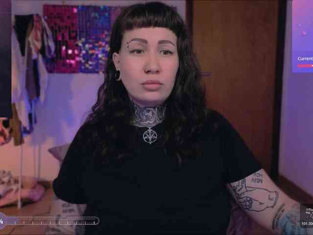 DakotaCandy webcam
