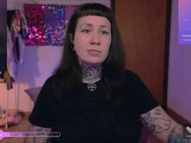 DakotaCandy webcam