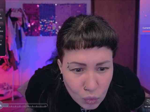DakotaCandy webcam