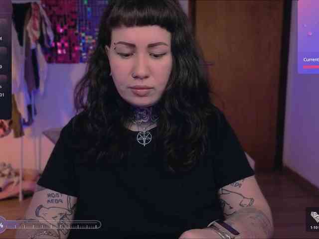 DakotaCandy webcam