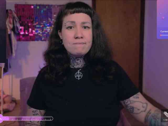 DakotaCandy webcam