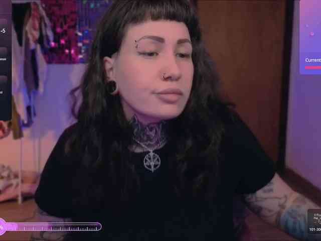 DakotaCandy webcam
