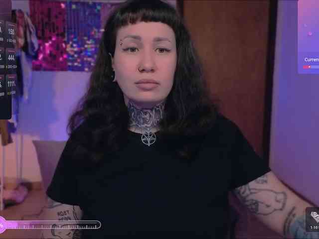 DakotaCandy webcam