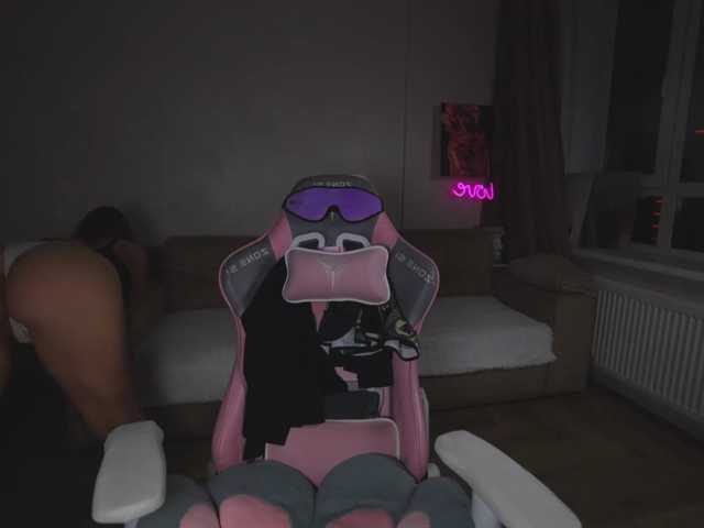 myemmy live cam on BongaCams