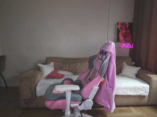 myemmy live cam on BongaCams