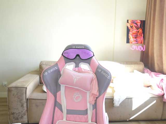 myemmy live cam on BongaCams