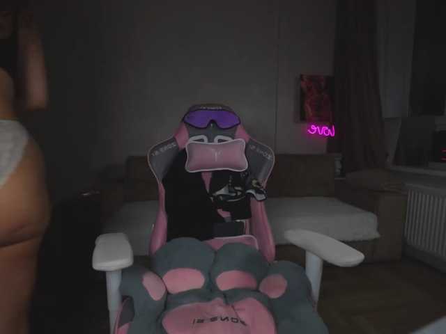 myemmy live cam on BongaCams