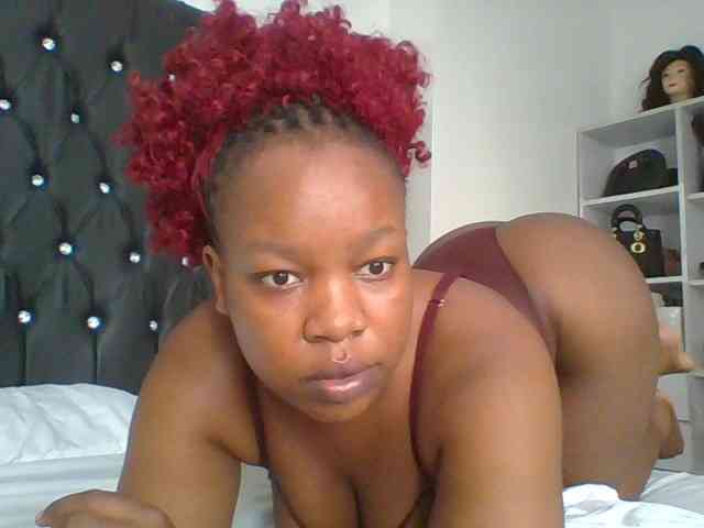 curvyconfessionx