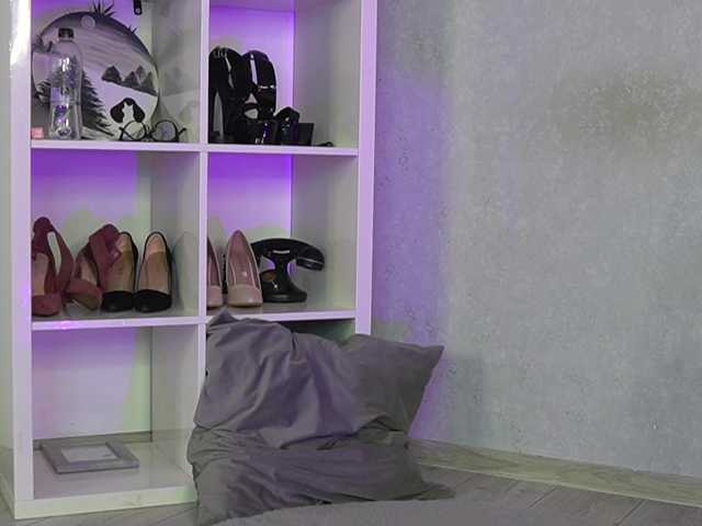 EveWilder live cam on BongaCams