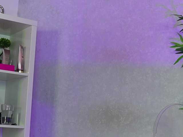 EveWilder live cam on BongaCams