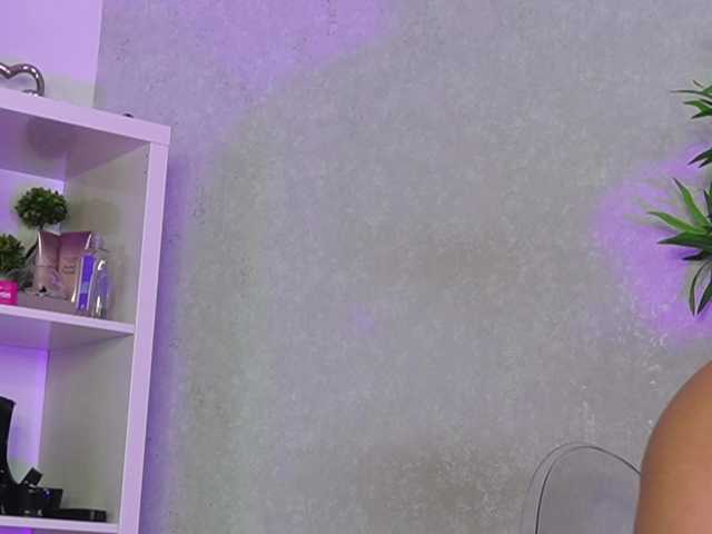 EveWilder live cam on BongaCams