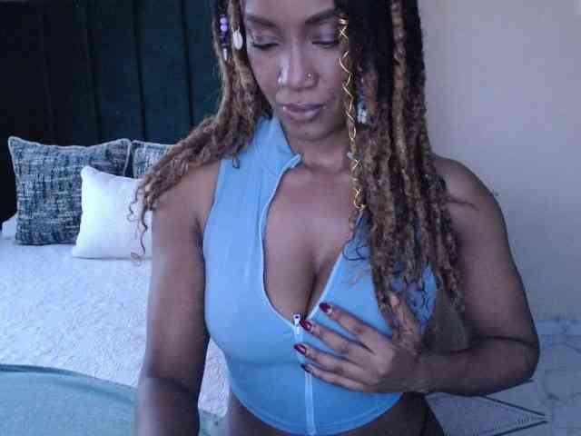 Saharangoddess webcam