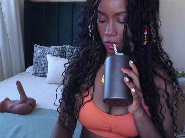 Saharangoddess webcam