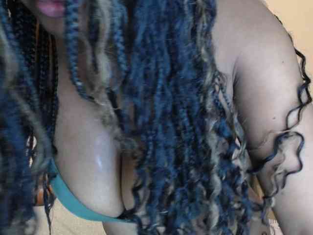 Saharangoddess webcam